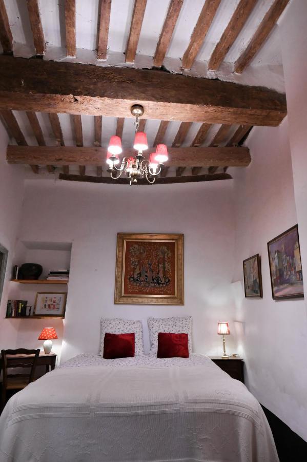 مبيت وإفطار Montfort-sur-Argens La Cachette Du Comte المظهر الخارجي الصورة