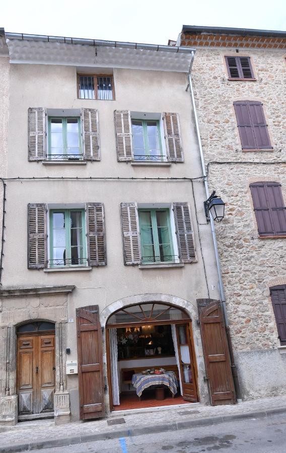 مبيت وإفطار Montfort-sur-Argens La Cachette Du Comte المظهر الخارجي الصورة